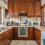 #007 Bright Apartment Comfortable Stay