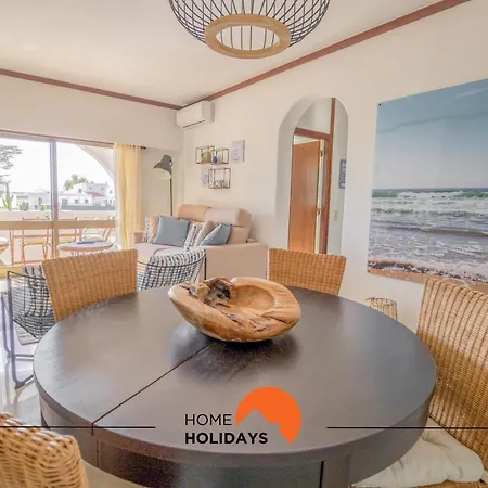 #007 Foxy W By Holidays *